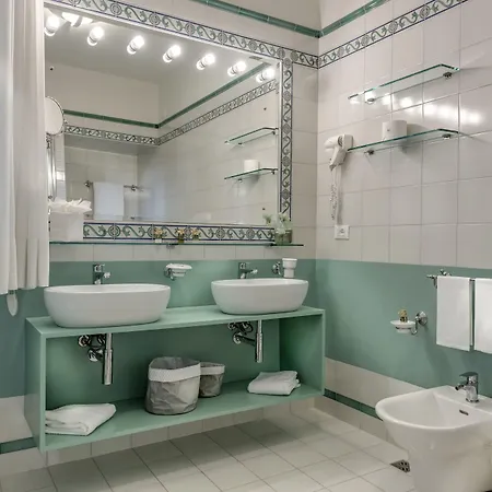 Otel Hermitage & Dei Marmi - Starhotels Collezione