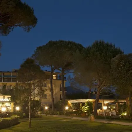 Hotel Hermitage 4*