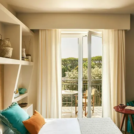 Hermitage & Dei Marmi - Starhotels Collezione Hotel 4*